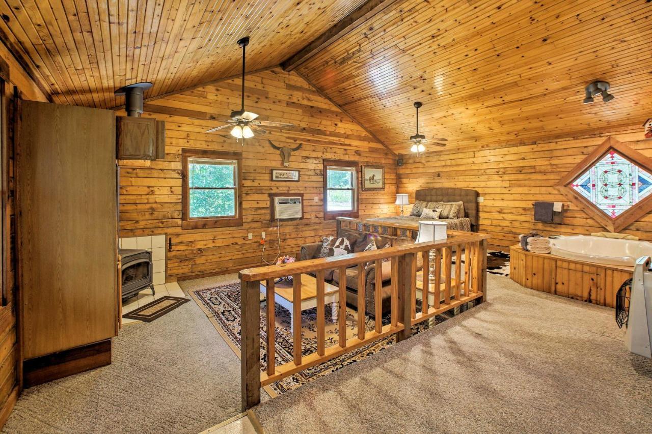 Secluded Studio 1 Mi To Thorncrown Chapel Eureka Springs Esterno foto