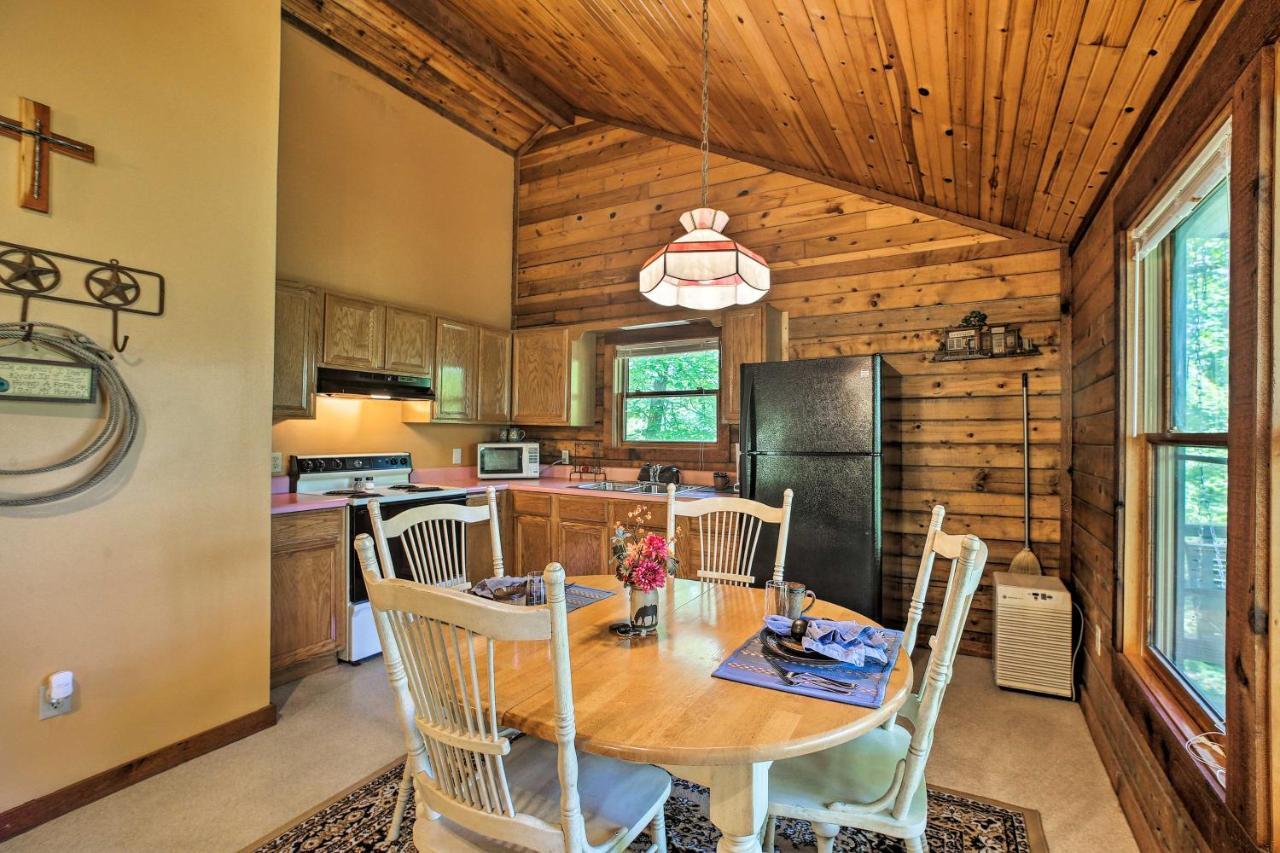Secluded Studio 1 Mi To Thorncrown Chapel Eureka Springs Esterno foto